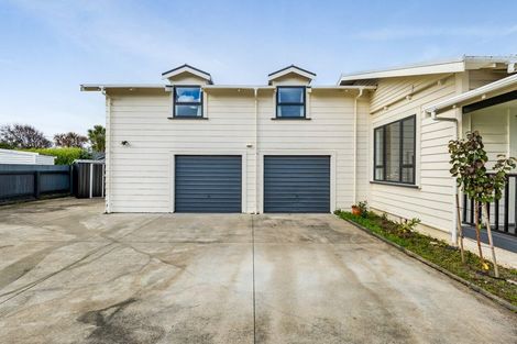 Photo of property in 16 Dixon Avenue, Hawera, 4610