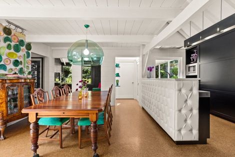 Photo of property in 15 Muritai Crescent, Havelock North, 4130