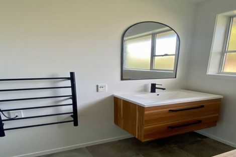 Photo of property in 1/90 Lincoln Road, Hillmorton, Christchurch, 8024