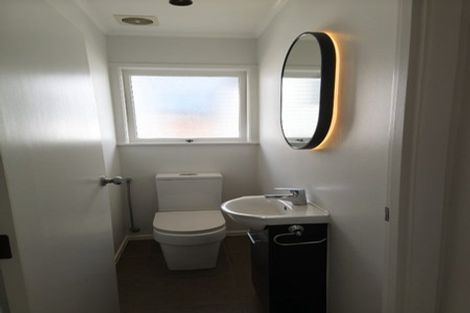 Photo of property in 40 Velma Road, Hillcrest, Auckland, 0627