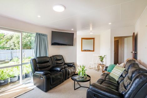 Photo of property in 12 Capri Place, Awapuni, Palmerston North, 4412