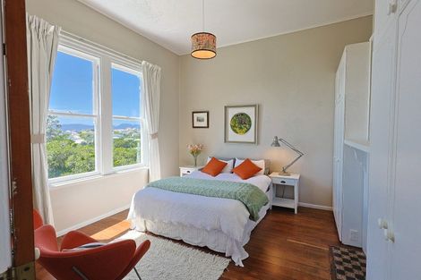 Photo of property in 53 Todman Street, Brooklyn, Wellington, 6021