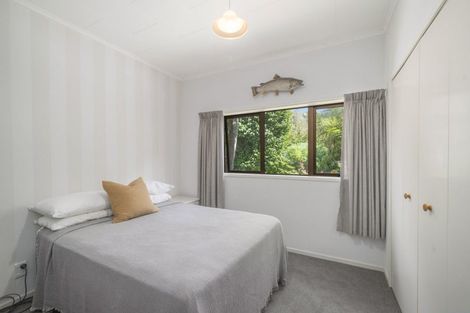 Photo of property in 3 Millar Road, Lake Okareka, Rotorua, 3076