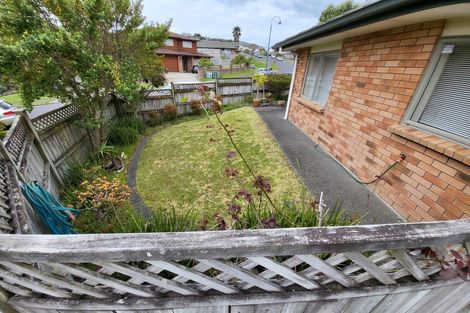 Photo of property in 19 Ballymore Drive, Pinehill, Auckland, 0632