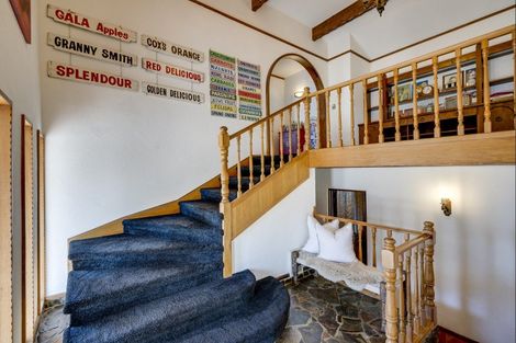 Photo of property in 74 Le Quesne Road, Bay View, Napier, 4104