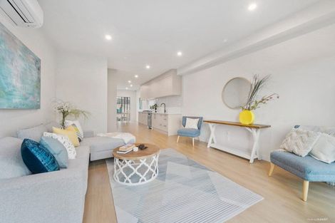 Photo of property in 3/28 Ludlow Terrace, Totara Vale, Auckland, 0627