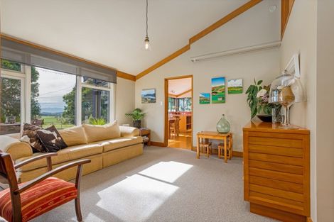 Photo of property in 43 Edward Street, Pahiatua, 4910