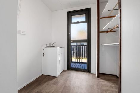 Photo of property in 18 Garland Drive, St Andrews, Hamilton, 3200