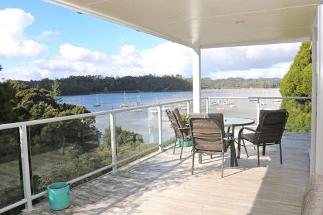 Photo of property in 18 Kennedy Street, Opua, 0200