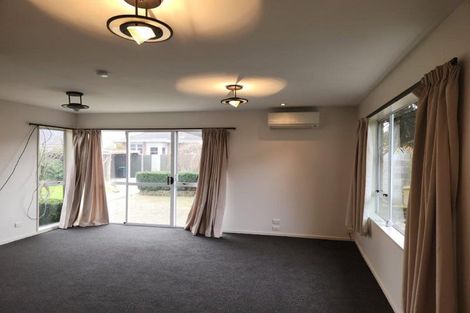 Photo of property in 2/11 Lothian Street, Ilam, Christchurch, 8041