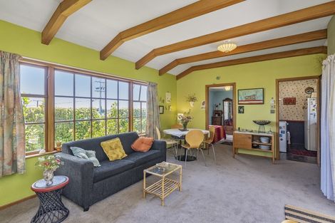 Photo of property in 25 Seddon Street, Waikanae, 5036