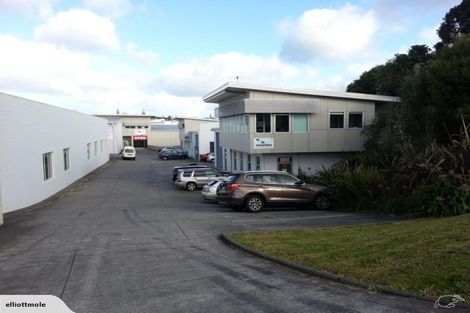 Photo of property in 65b View Road, Henderson, Auckland, 0612