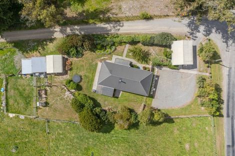 Photo of property in 36 Tamumu Road, Waipawa, 4210