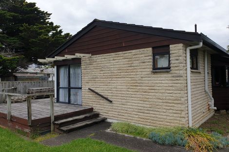 Photo of property in 4/45 Shakespeare Road, Milford, Auckland, 0620
