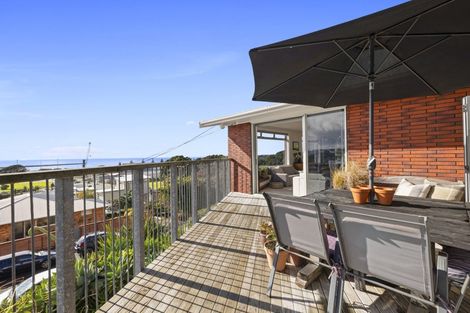 Photo of property in 3 Weston Street, Moturoa, New Plymouth, 4310