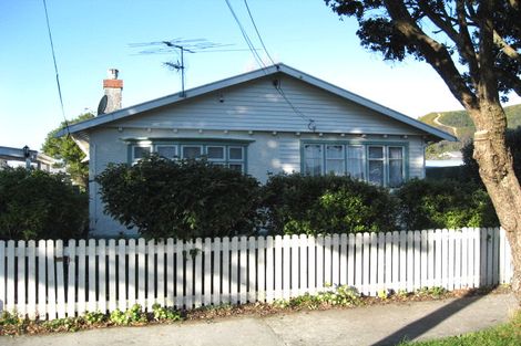 Photo of property in 19 Malone Road, Waterloo, Lower Hutt, 5011
