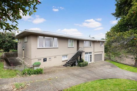 Photo of property in 17 Cotswold Lane, Mount Wellington, Auckland, 1060