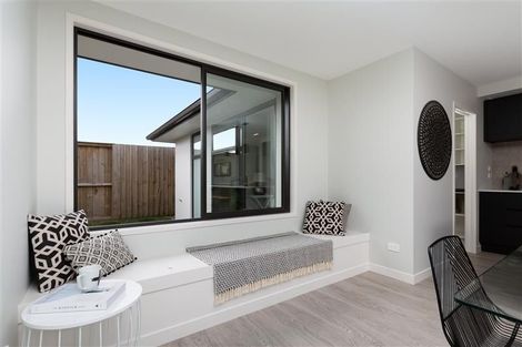 Photo of property in 33 Awataha Crescent, Pyes Pa, Tauranga, 3110
