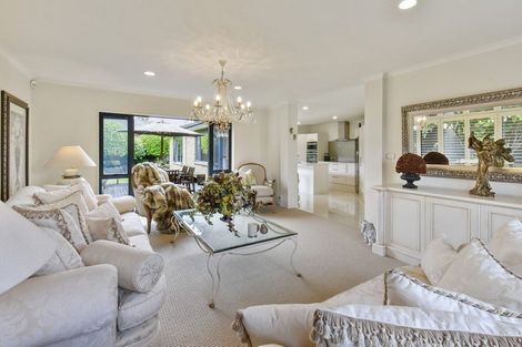 Photo of property in 80 Lothian Brae, Wattle Downs, Auckland, 2103