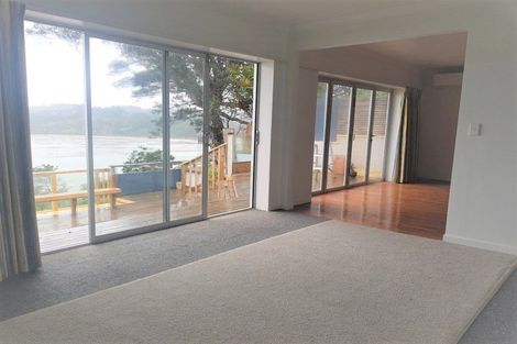 Photo of property in 7 Ferry Road, Wade Heads, Whangaparaoa, 0932