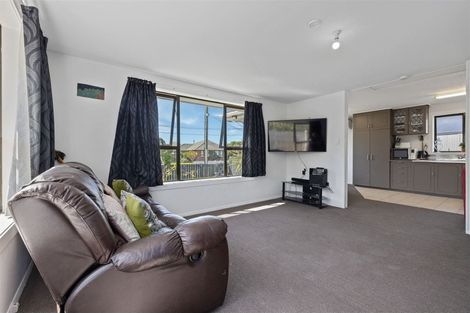 Photo of property in 33 Bournemouth Crescent, Aranui, Christchurch, 8061
