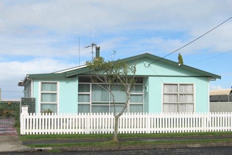 Photo of property in 12 Lilian Street, Te Kamo, Whangarei, 0112