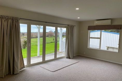 Photo of property in 11 Jeffs Road, Dairy Flat, Albany, 0794