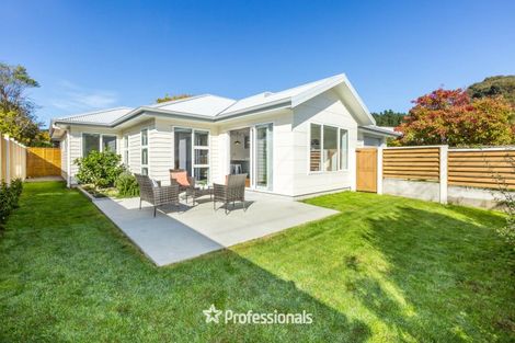 Photo of property in 49a Kiln Street, Silverstream, Upper Hutt, 5019