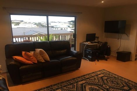 Photo of property in 87 Rosedale Road, Pinehill, Auckland, 0632