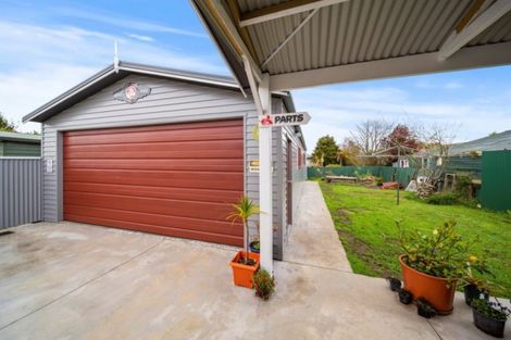Photo of property in 80 Railway Street, Eltham, 4322