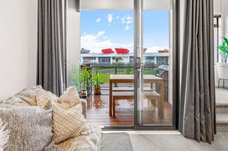 Photo of property in 83e Hobsonville Point Road, Hobsonville, Auckland, 0616