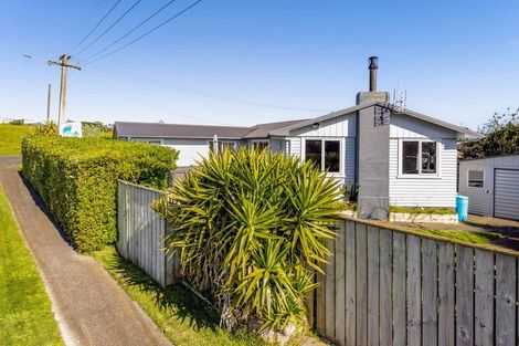 Photo of property in 1 Kepa Street, Ohawe, Hawera, 4671