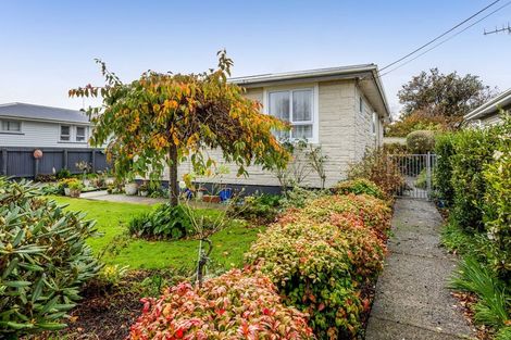 Photo of property in 50 Reid Avenue, Hawera, 4610
