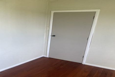 Photo of property in 3 Evans Road, Glen Eden, Auckland, 0602