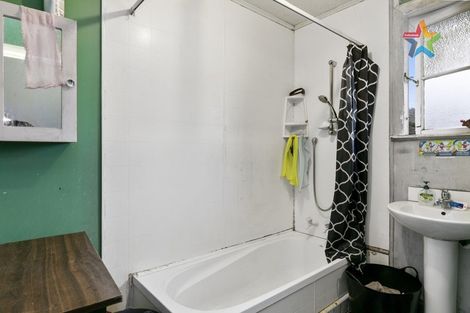 Photo of property in 133 George Street, Stokes Valley, Lower Hutt, 5019