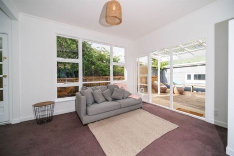 Photo of property in 141 Union Street, New Brighton, Christchurch, 8061