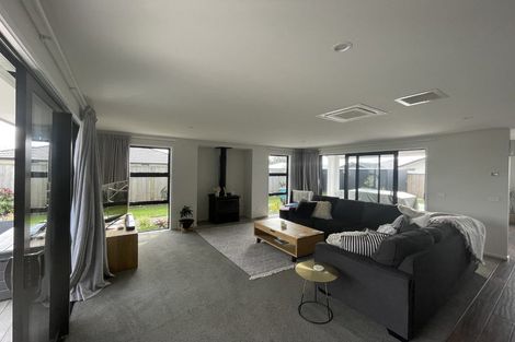 Photo of property in 7 Hodge Park Lane, Inglewood, 4330