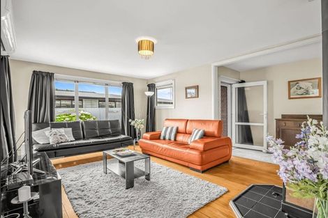 Photo of property in 239 Burwood Road, Burwood, Christchurch, 8083
