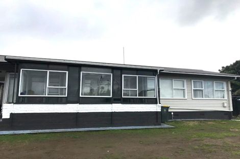 Photo of property in 66 Sunlands Drive, Manurewa, Auckland, 2102