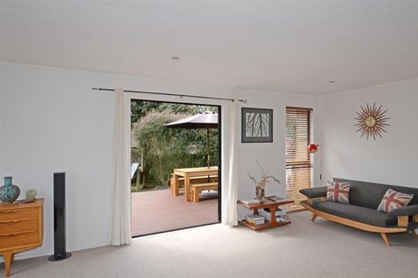 Photo of property in 39 Waimea Road, Waikanae Beach, Waikanae, 5036