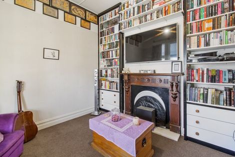 Photo of property in 16 Memorial Avenue, Parkside, Timaru, 7910