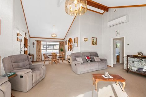 Photo of property in 15a Holyrood Terrace, Waipukurau, 4200