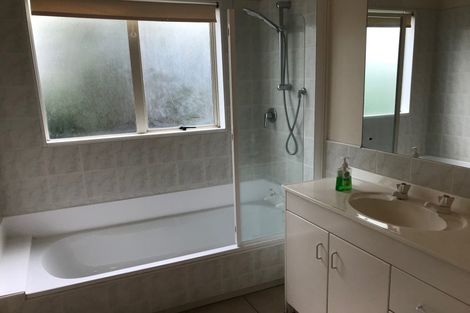 Photo of property in 1/58 Rodney Street, Howick, Auckland, 2014