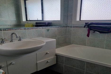 Photo of property in 3 Farnham Place, Ilam, Christchurch, 8041