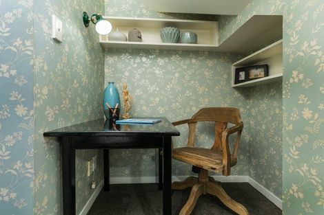 Photo of property in 1 The Knoll, Greenhithe, Auckland, 0632