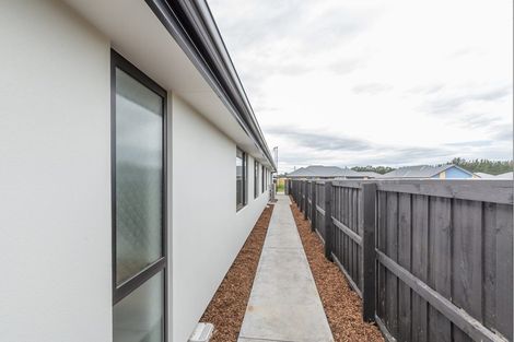 Photo of property in 12 Harrison Drive, Tikipunga, 0112