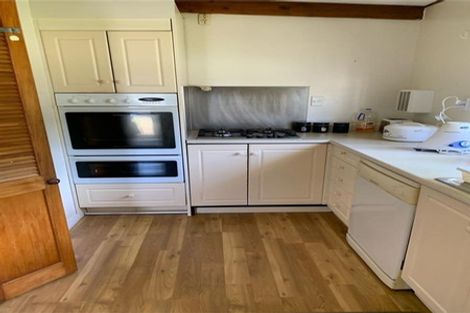 Photo of property in 12 Ruahine Street, Paraparaumu, 5032