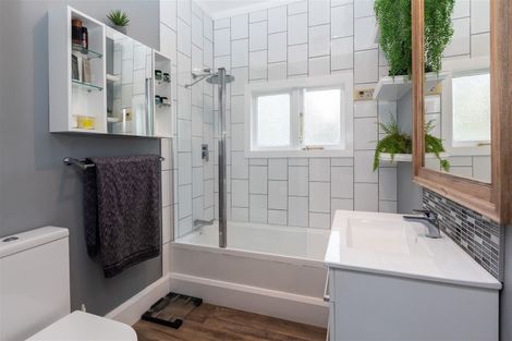 Photo of property in 533 Cranford Street, Redwood, Christchurch, 8051