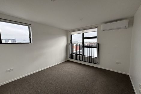 Photo of property in 3 Pataka Way, Mount Roskill, Auckland, 1041