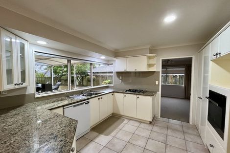 Photo of property in 5 Casabella Court, Northpark, Auckland, 2013